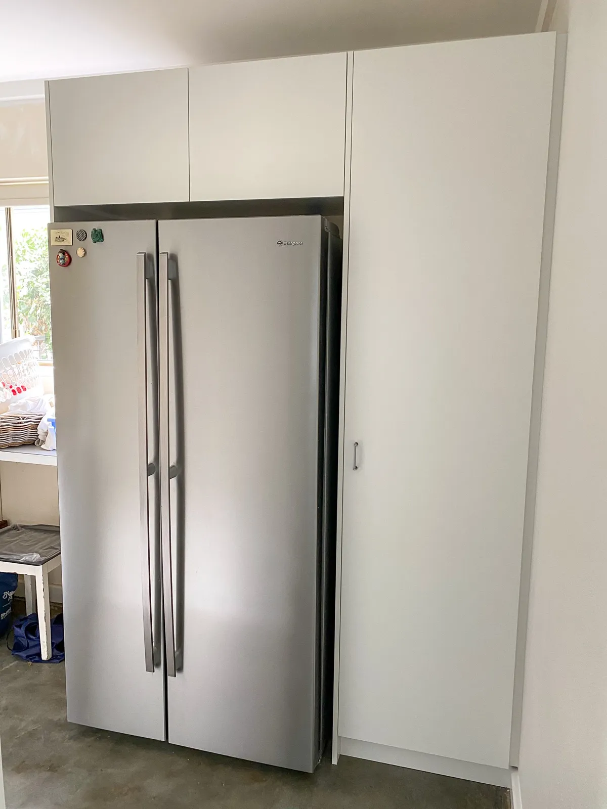 Fridge cavity and pantry tower