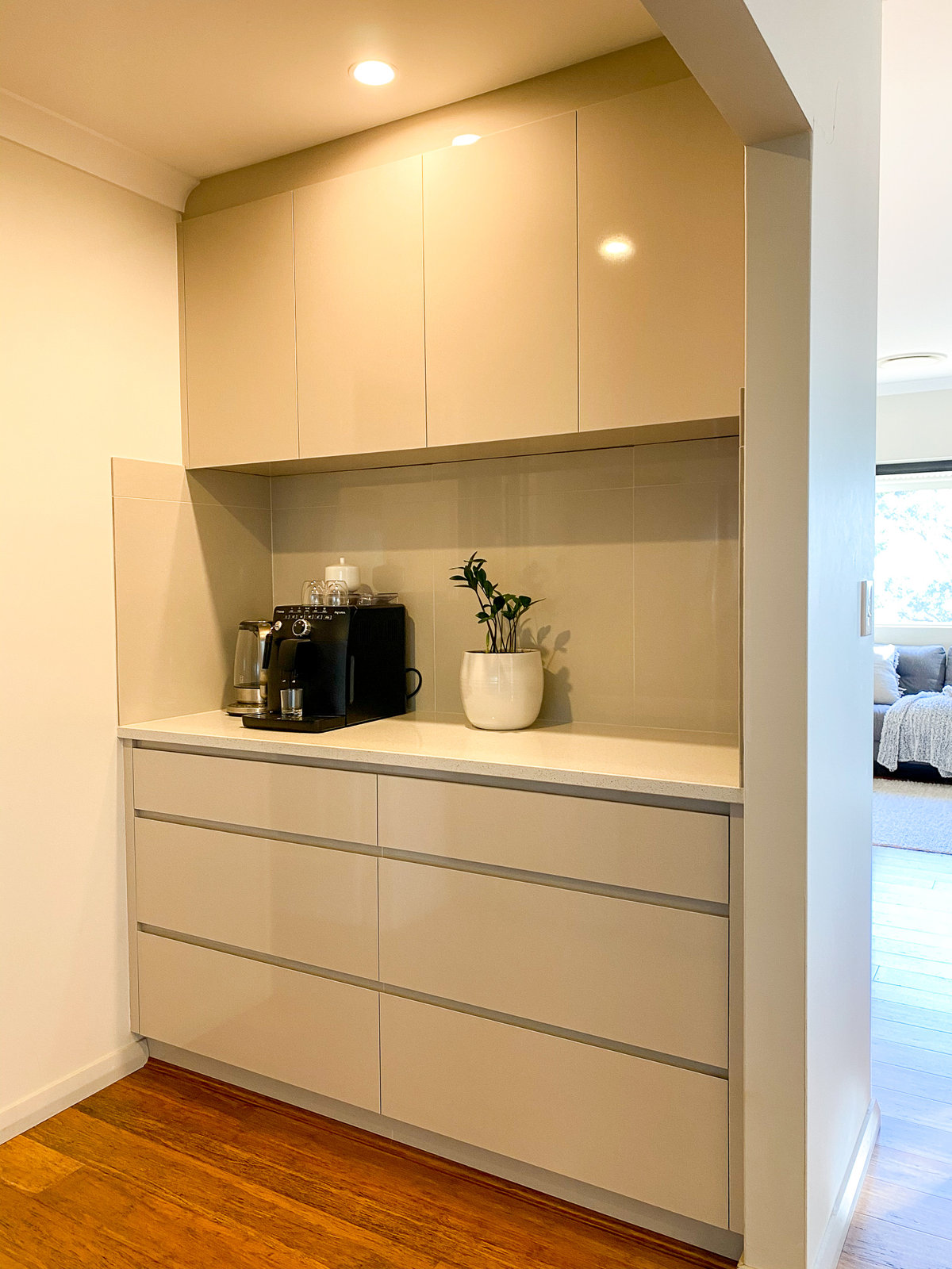 Arched pantry nook